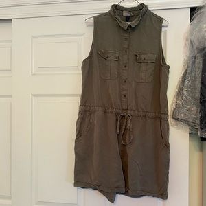 Army green romper